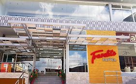 Travelite Hotel Legarda